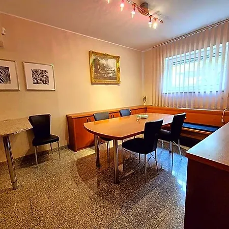 Хостел Zen Zone Братислава